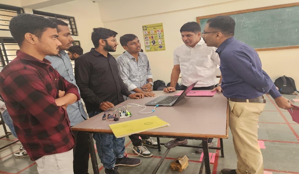 Bridging Theory and Practice: EC Students Showcase Innovation at ...
